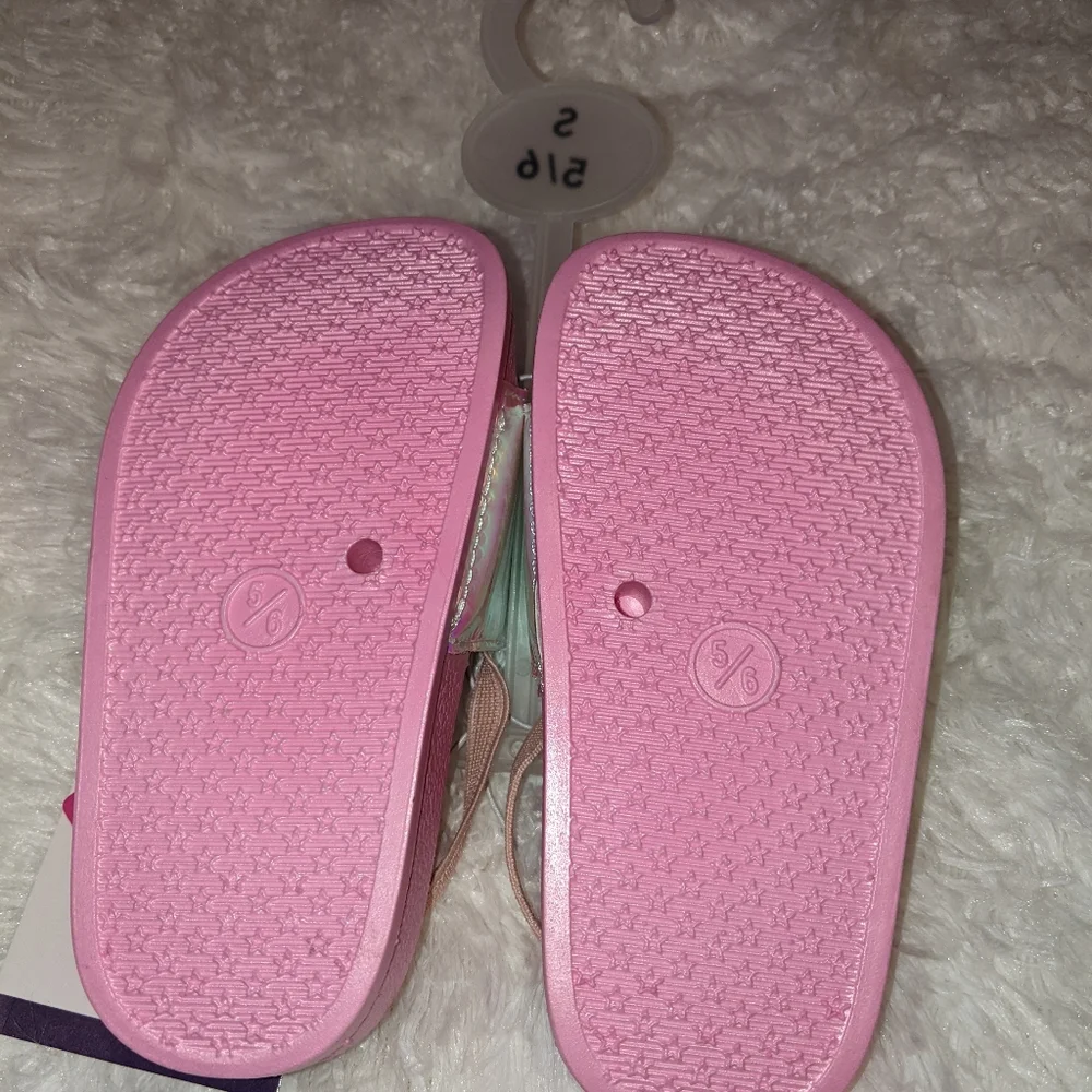 Nwts LOL surprise! Toddler girl slides/sandals - Picture 11 of 13